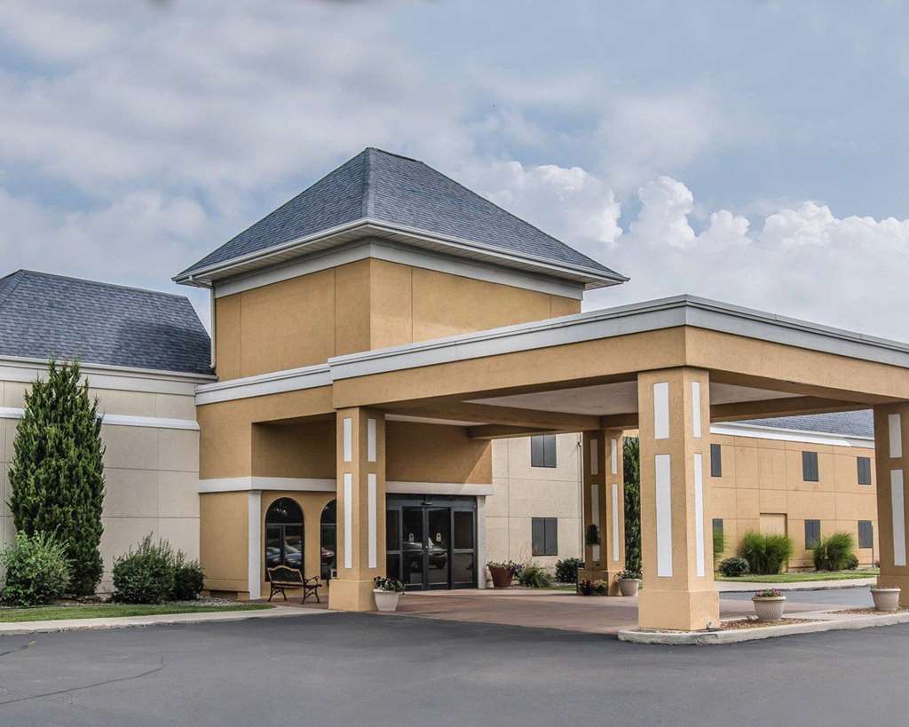 Quality Inn & Suites Coldwater Near I-69 Exteriér fotografie