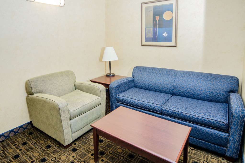 Quality Inn & Suites Coldwater Near I-69 Pokoj fotografie