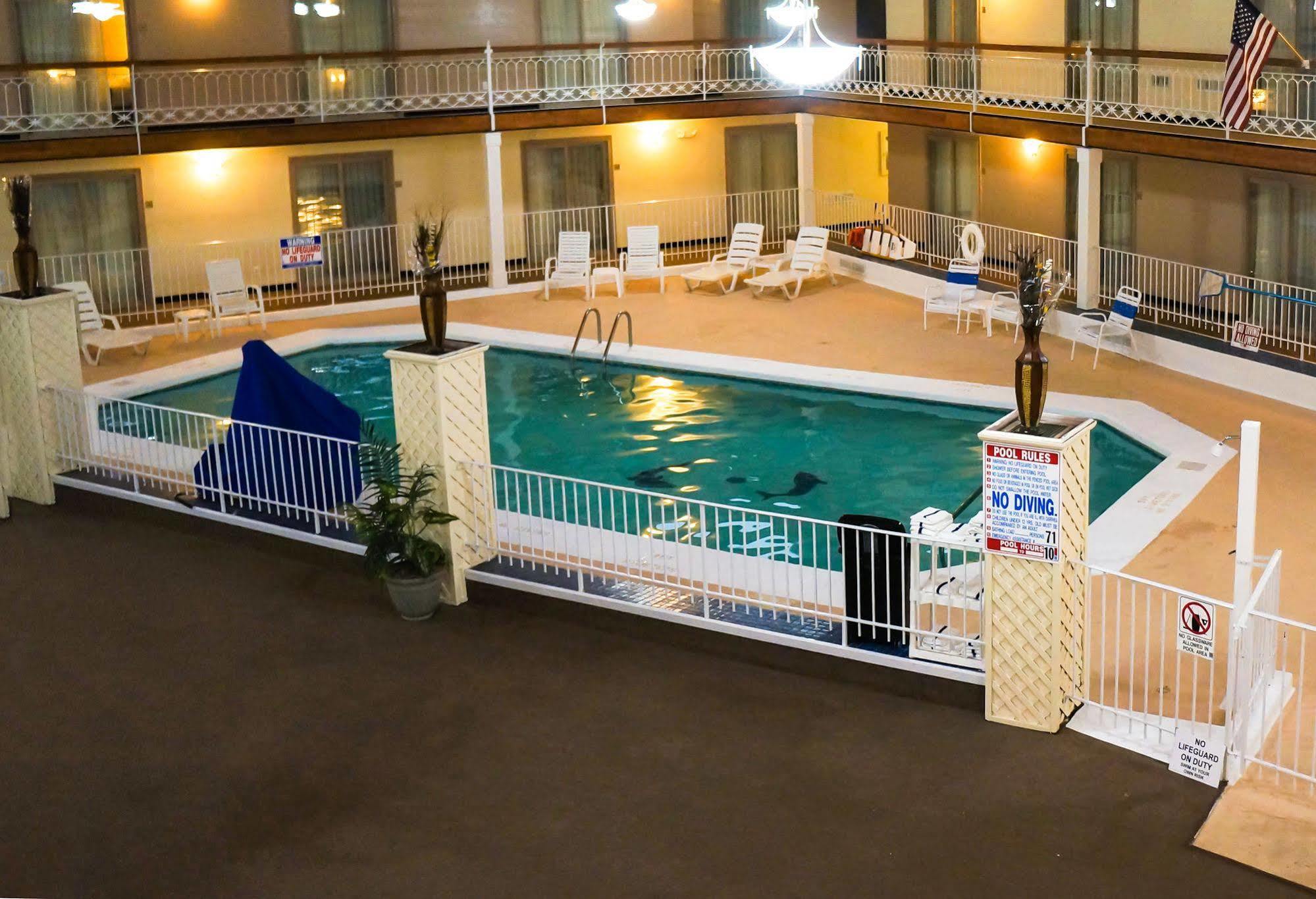 Quality Inn & Suites Coldwater Near I-69 Exteriér fotografie